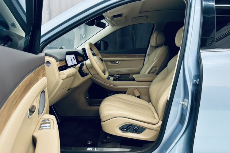 Used Hima AITO M7 2024 1.5T Four-Wheel Drive Plus Version 5 Seats
