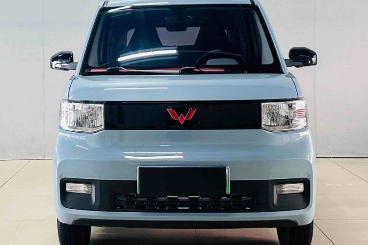 Used Wuling Hongguang MINIEV 2022 Easy Version Lithium Iron Phosphate
