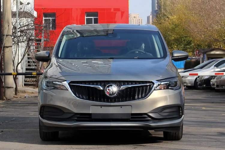 Used Buick GL6 2018 18T 6-Seater Luxury Model
