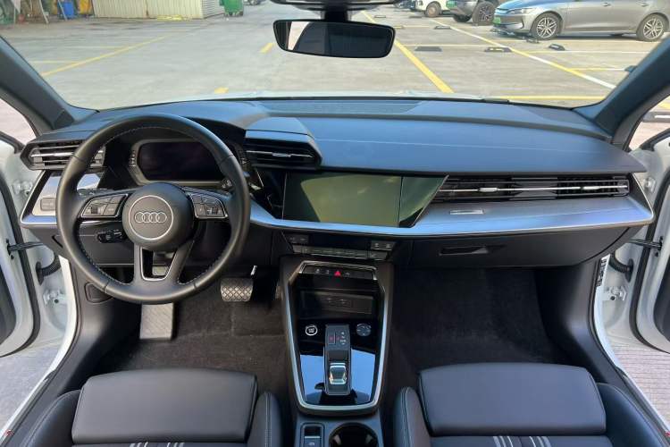 Used Audi A3 2024 Sportback 35 TFSI Fashionable Sports Model