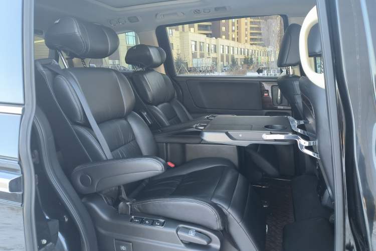 Used Honda Elysion 2016 2.4L Luxury Edition