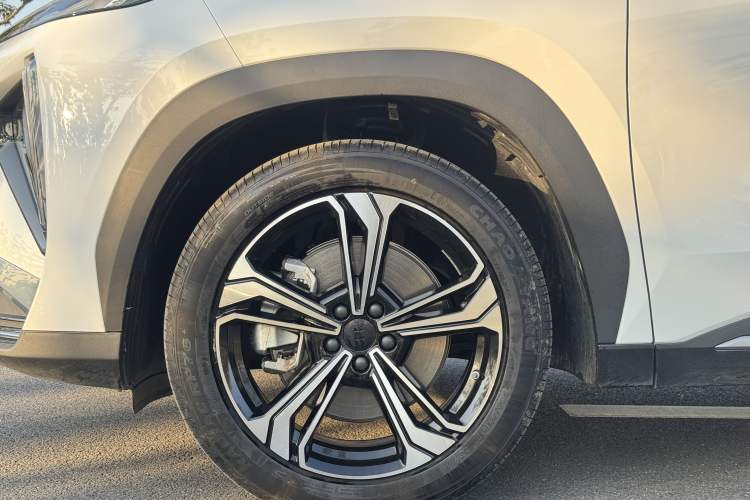 Used  L7 2025 EM-i 115km Exploration+ Edition