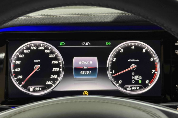 Used Mercedes-Benz S-Class 2014 S 320 L Business Model