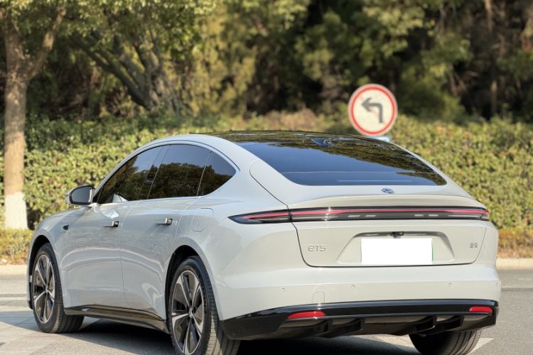 Used Nio ET5 2025 75 kWh