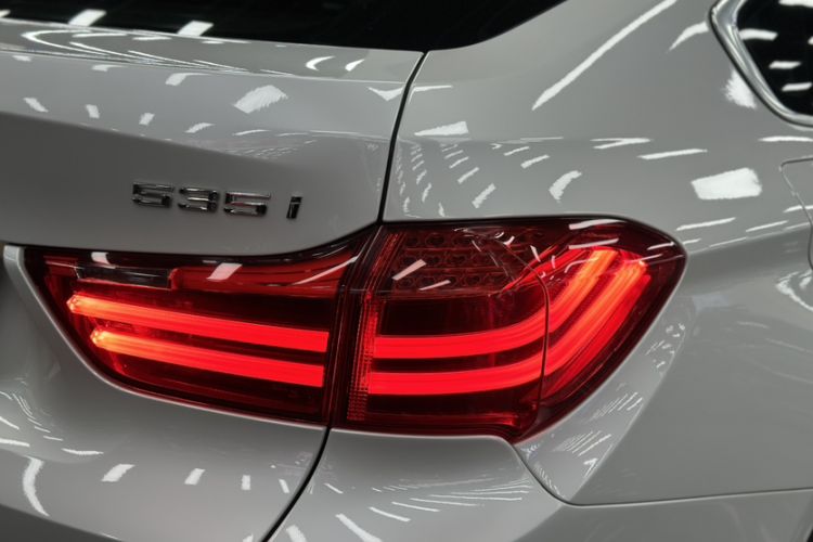 Used BMW 5 Series GT 2014 535i Leading Model
