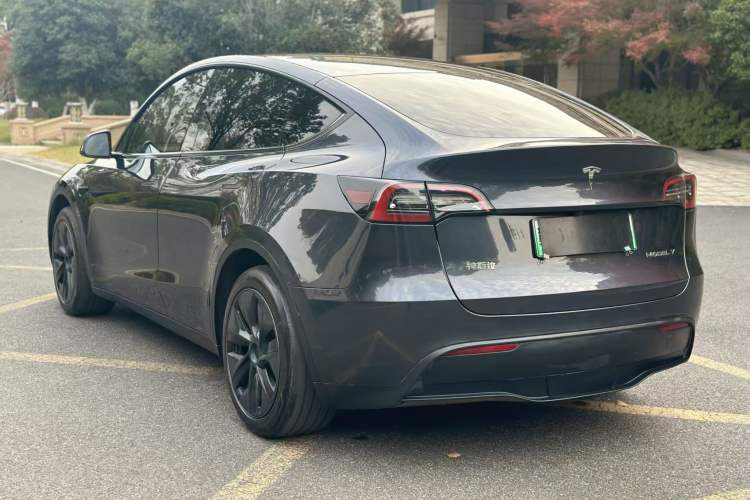 Used Tesla Model Y 2024 Rear-Wheel-Drive Version
