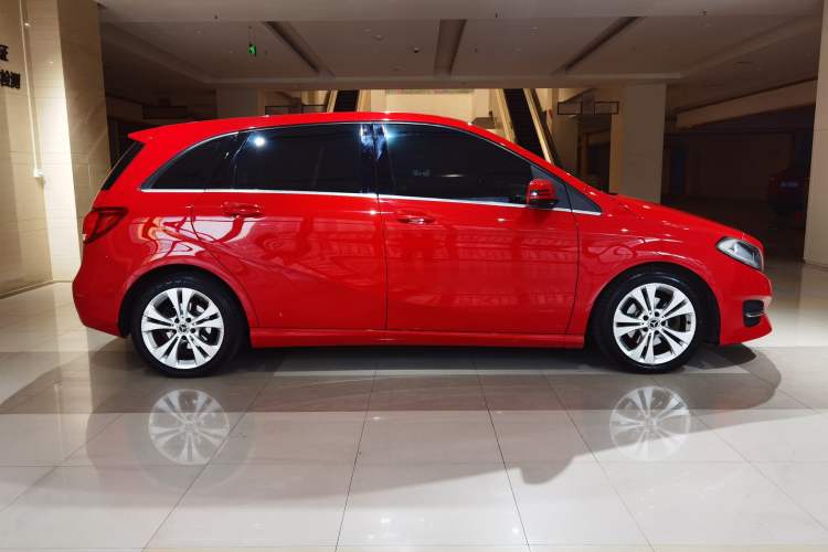 Used Mercedes-Benz B-Class 2017 B 200 Sport Edition