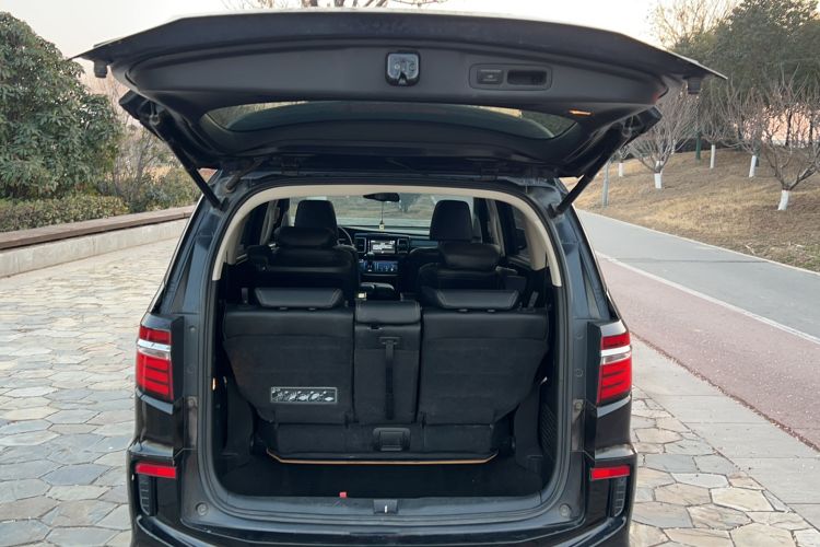 Used Honda Elysion 2016 2.4L Luxury Edition