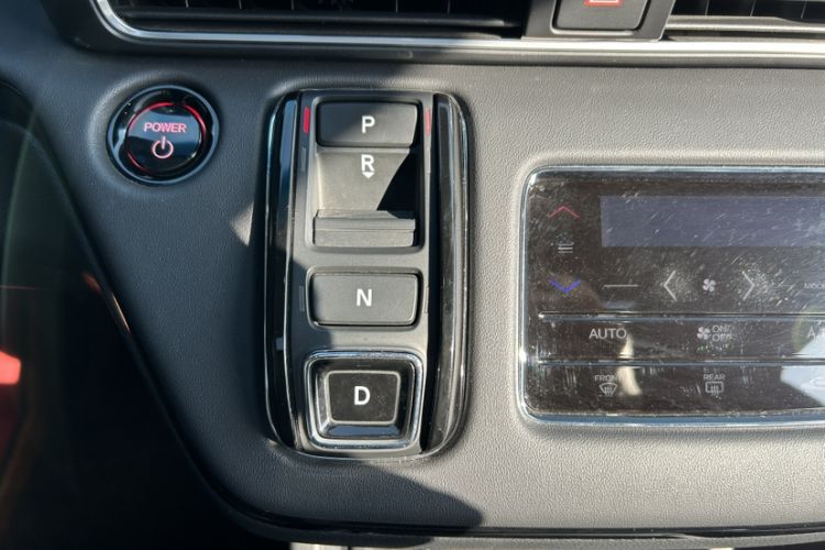 Used Honda Elysion 2024 2.0L eHEV Luxury Edition
