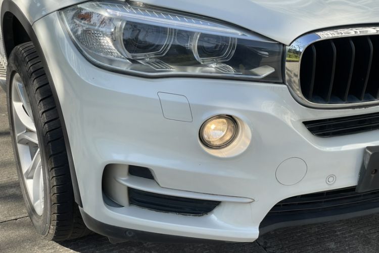 Used BMW X5 2015 xDrive28i
