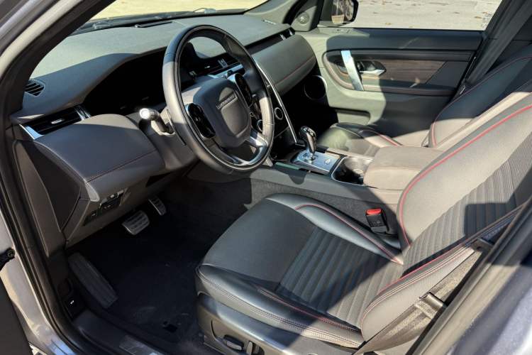 Used Land Rover Discovery Sport 2020 249 PS R-Dynamic Performance Edition
