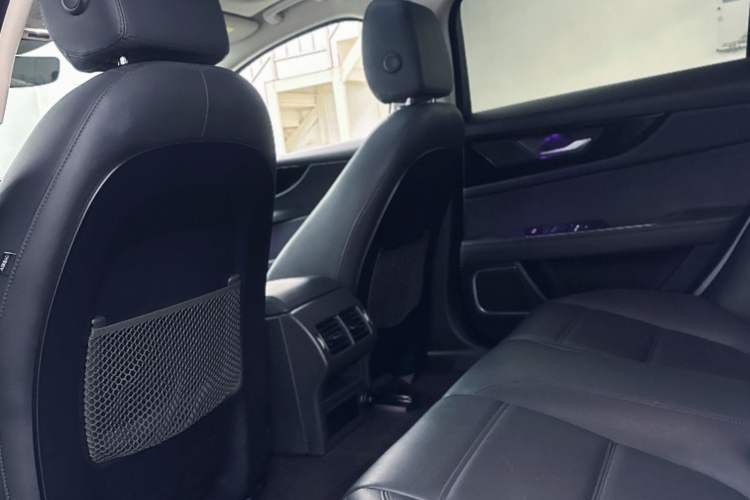 Used Jaguar XEL 2020 2.0T 250 PS SE Tech-Elegant Edition
