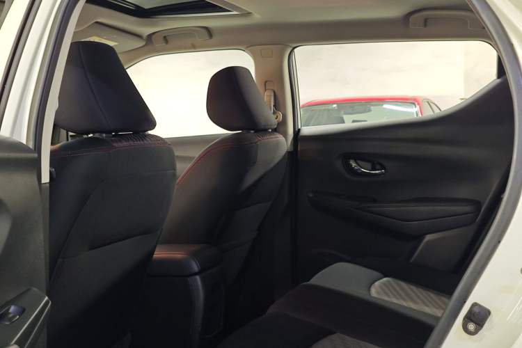 Used Nissan Lannia 2016 1.6L CVT Smart Cool Edition
