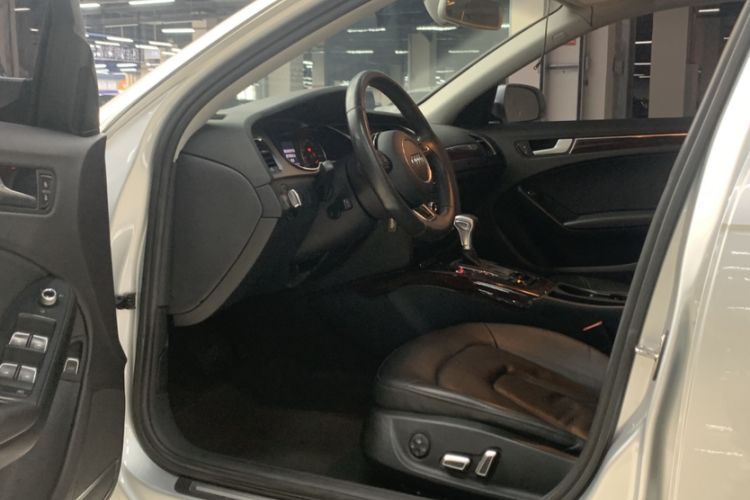 Used Audi A4L 2015 35 TFSI Automatic Comfort Model
