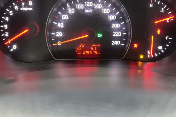 Used Kia Sorento 2013 2.4L 7-seat Gasoline Comfort Edition
