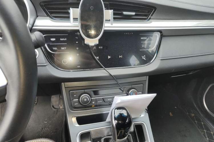 Used Geely Auto Emgrand 2019 Leading Edition 1.5L CVT Upward-Connected Model China VI Standard