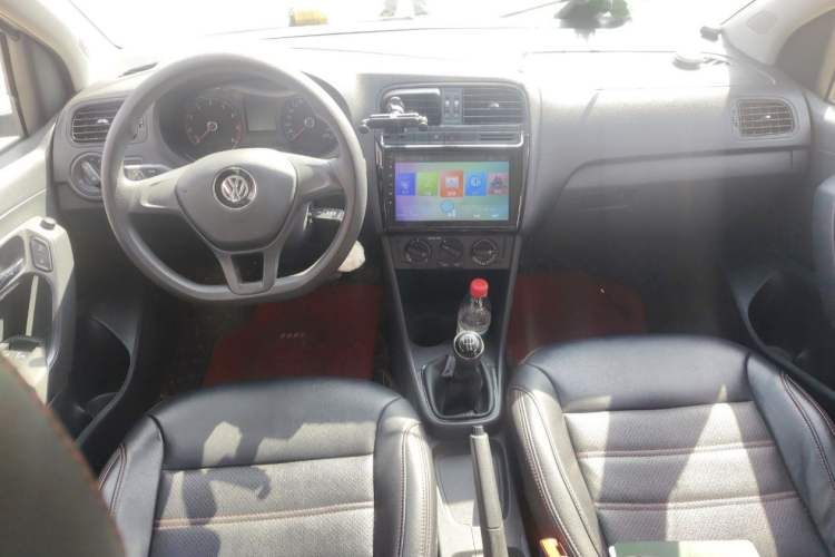 Used Volkswagen Polo 2016 1.4L Manual Fashion Model
