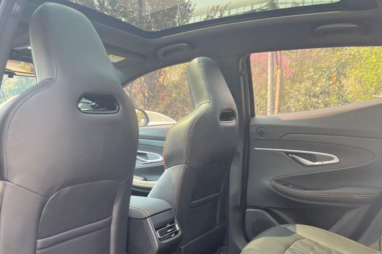 Used Changan UNI-T 2022 2.0T Prestige Version
