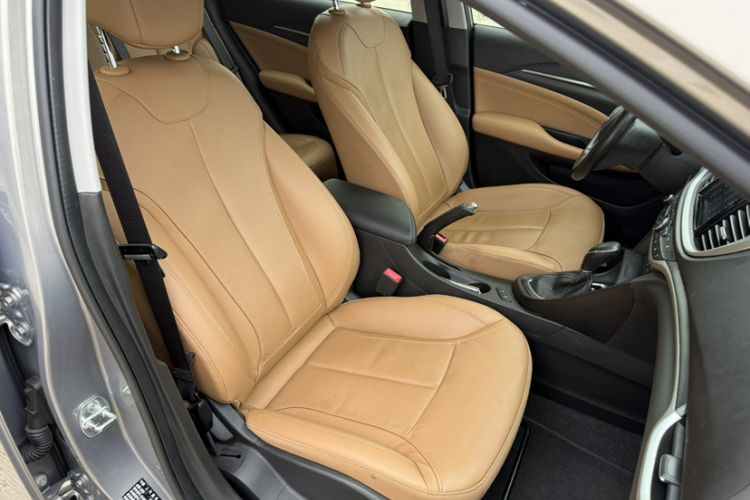 Used Buick Excelle GX 2018 18T Automatic Flagship Model
