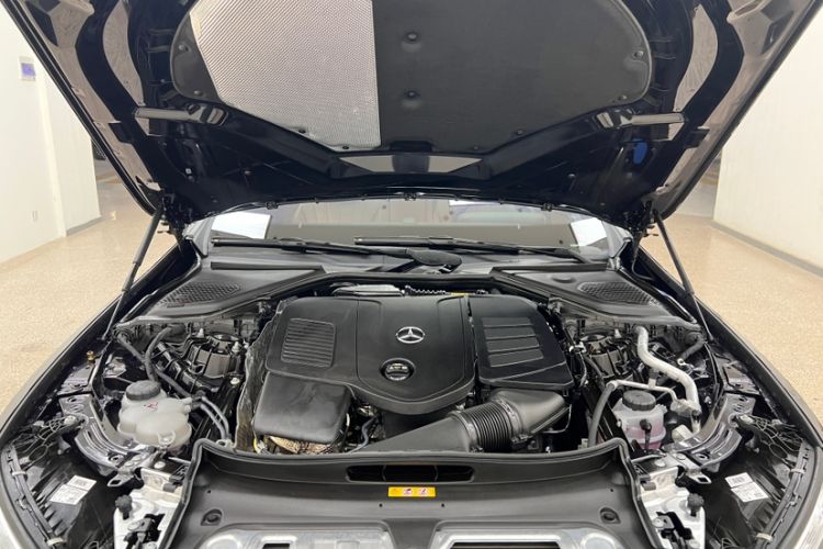 Used Mercedes-Benz E-Class 2025 E 300 L Luxury Model