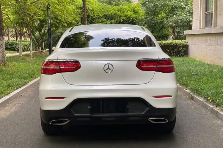 Used Mercedes-Benz GLC Coupe 2017 GLC 200 4MATIC Coupe SUV
