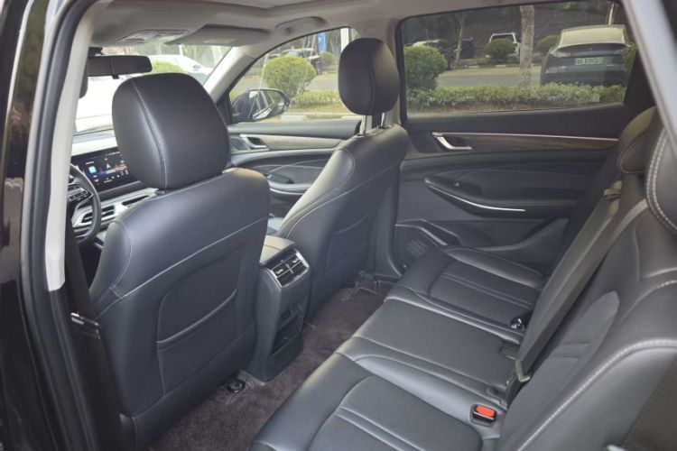 Used  E5 2024 Honor Edition 100KM Deluxe 7-Seater
