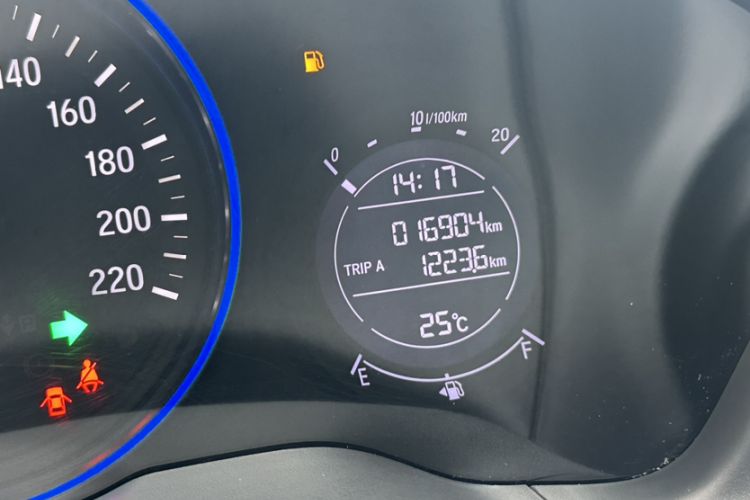 Used Honda Vezel 2020 220 TURBO CVT Luxury Edition
