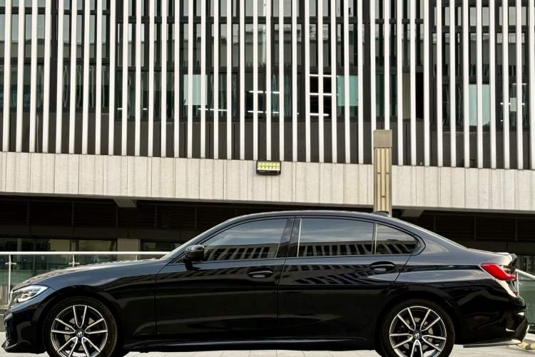 Used BMW 3 Series 2021 325Li M Sport Package
