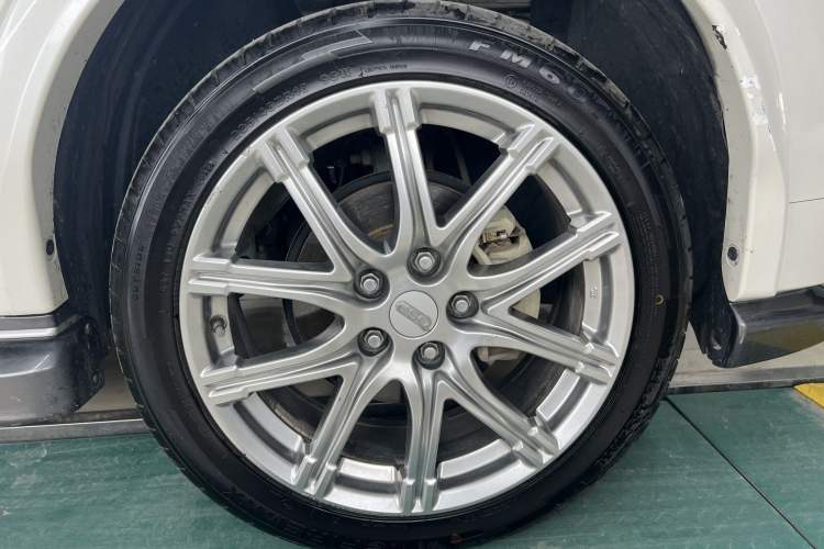 Used Infiniti ESQ 2014 1.6L Spontaneous Edition
