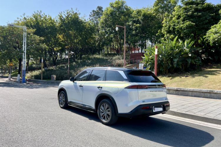 Used Nissan Terra 2024 380 VC-TURBO Two-Wheel Drive Smart Edition 7-Seater
