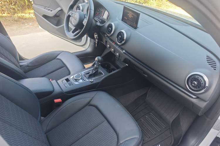 Used Audi A3 2020 Sportback 35 TFSI Fashion Edition China VI Emission Standard
