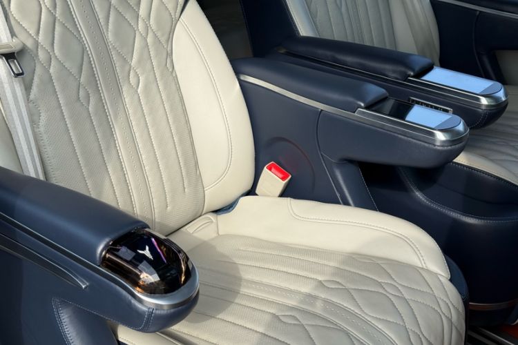 Used Buick GL8 2022 ES Landtrek 653T Comfort Edition