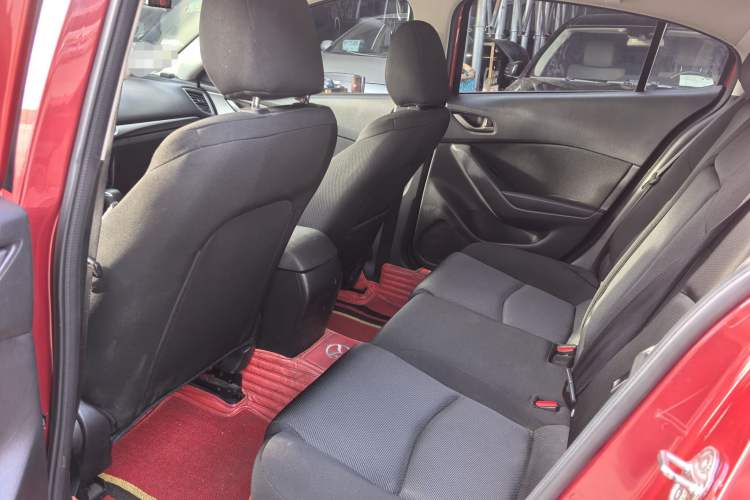 Used Mazda Mazda 3 Axela 2019 Cloud-Controlled Version Sedan 1.5L Automatic Comfort Trim China VI Standard