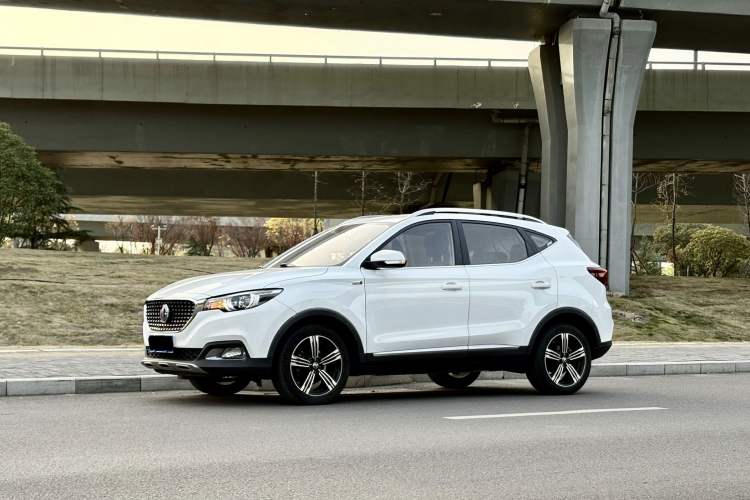 Used MG ZS 2018 1.5L Automatic Luxury Edition China V Standard