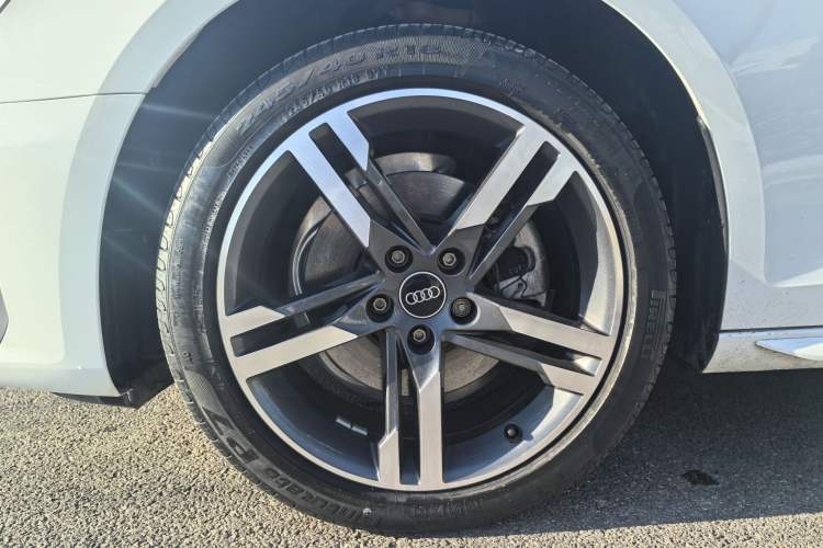 Used Audi A4L 2023 40 TFSI Fashion Dynamic Model