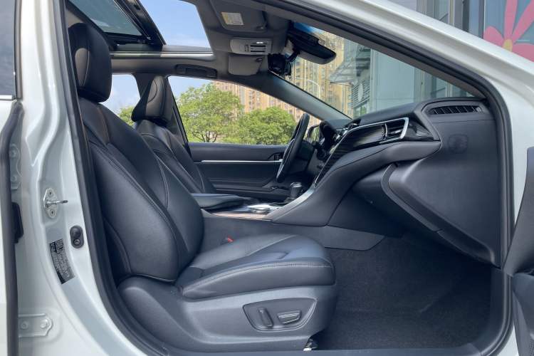 Used Toyota Camry 2019 Revised Version 2.5G Luxury Edition
