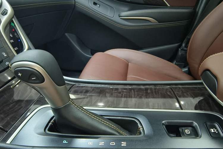 Used Buick LaCrosse 2013 2.4L SIDI Elite Comfort Version
