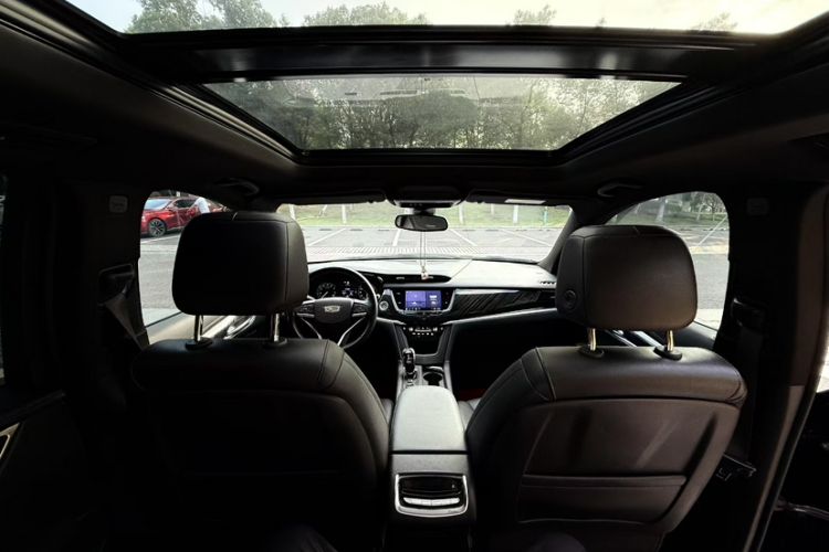 Used Cadillac XT6 2022 2.0T 7-Seater Two-Wheel Drive Luxury Version
