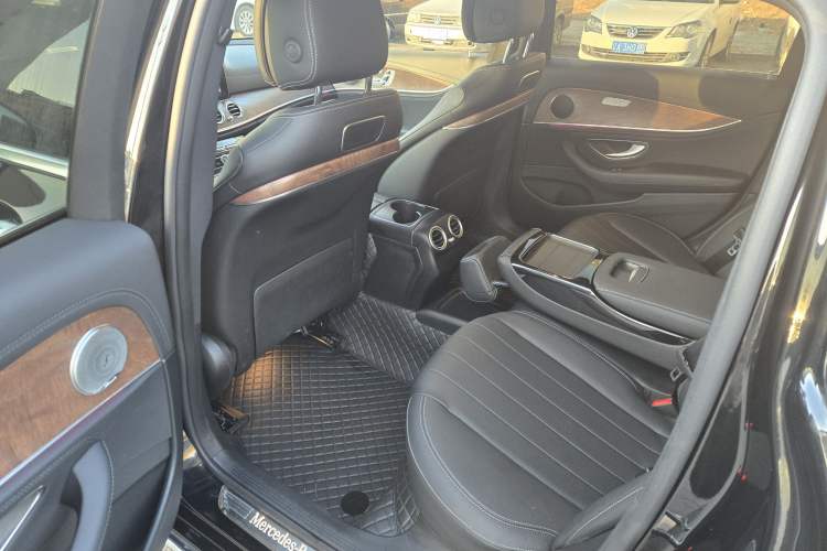 Used Mercedes-Benz E-Class 2017 E 200 L 4MATIC