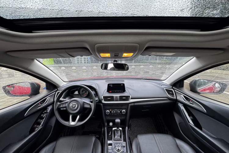 Used Mazda Mazda 3 Axela 2017 Sedan 1.5L Automatic Luxury Model Emission Standard China V
