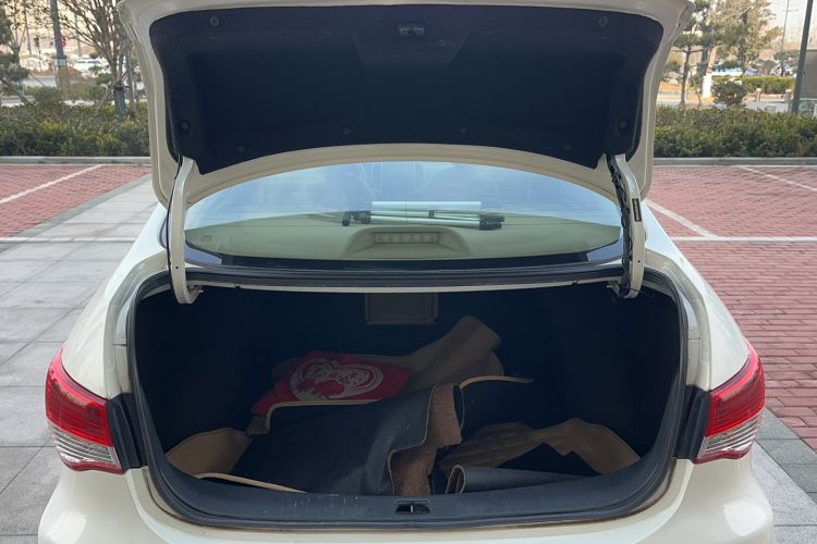 Used Nissan Sylphy 2012 Classic 1.6XE Automatic Comfort Edition