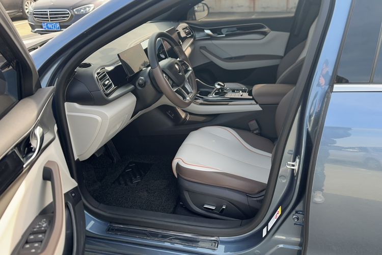 Used BYD Qin PLUS 2024 Honor Edition EV 510KM Beyond Model
