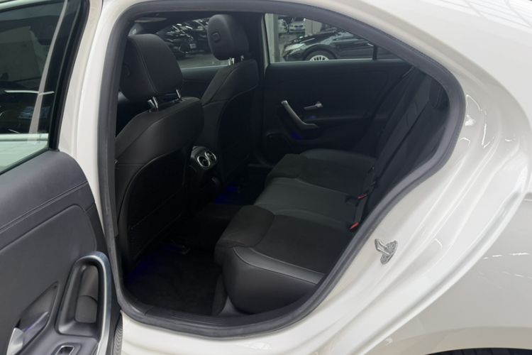 Used Mercedes-Benz A-Class 2020 Restyled A 200 L Sport Sedan Fashion Version
