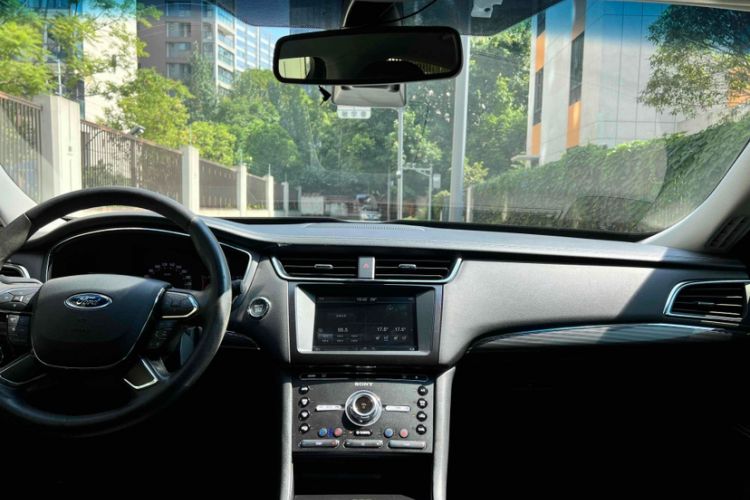 Used Ford Taurus 2015 EcoBoost 245 Fashion Edition
