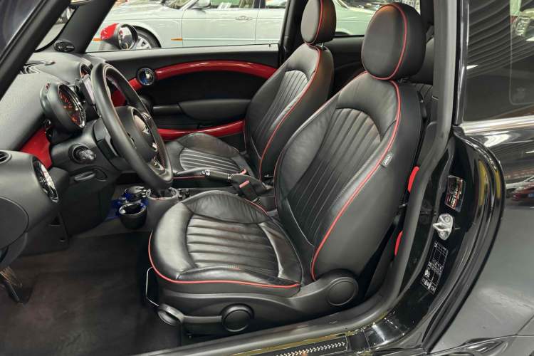 Used  JCW 2013 1.6T JOHN COOPER WORKS
