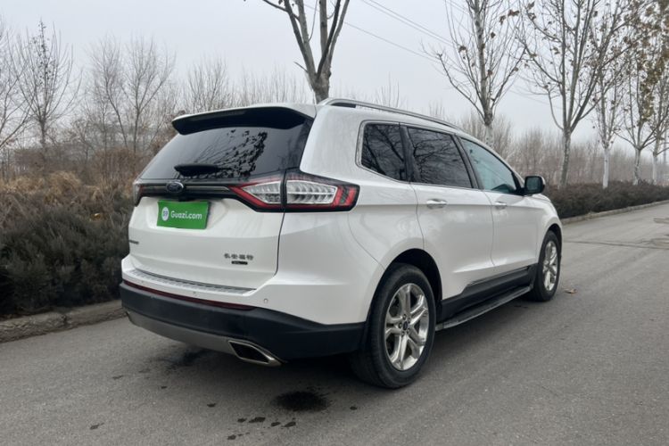 Used Ford Edge 2016 EcoBoost 245 Two-Wheel-Drive Titanium 7-Seater
