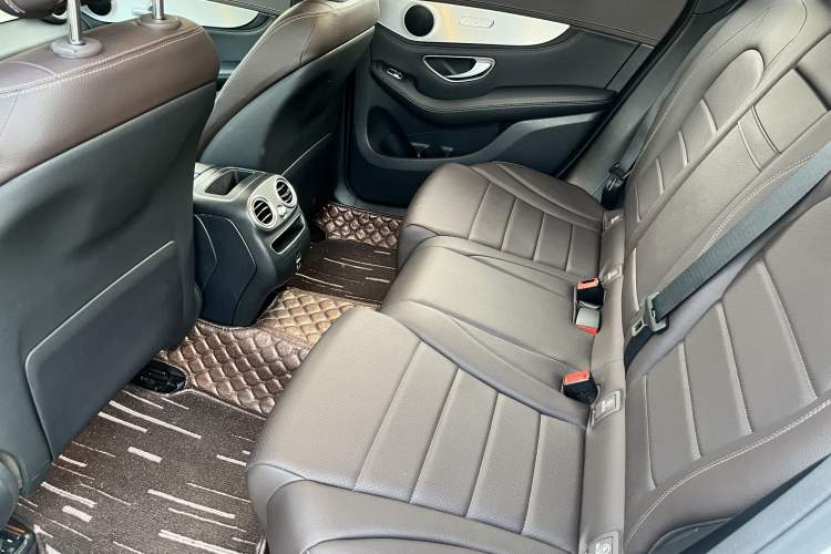 Used Mercedes-Benz GLC 2020 GLC 260 L 4MATIC Dynamic Model
