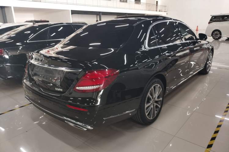 Used Mercedes-Benz E-Class 2019 E 300 L Stylish Model
