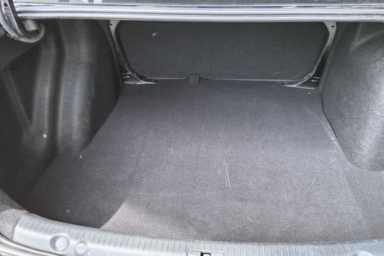 Used Volkswagen Lavida 2017 1.6L Manual Fashion Edition
