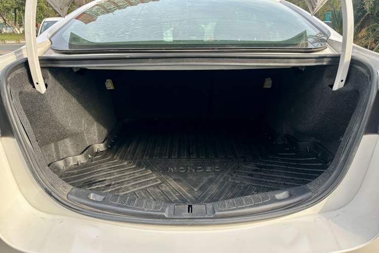 Used Ford Mondeo 2018 EcoBoost 180 Smart Control Fashion Model China V Standard
